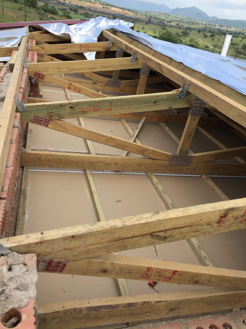 Commercial building re-roofing project